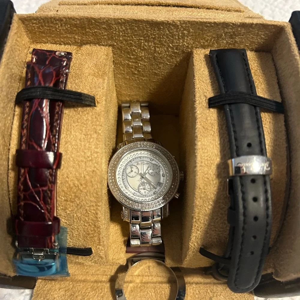 Joe Rodeo Diamond Watch – 3 Interchangeable Bands – Excellent Condition - Picture 1 of 4